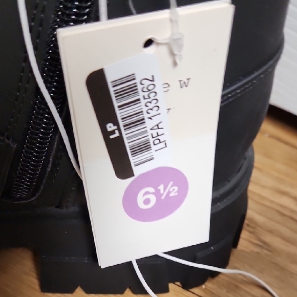 a new day Black Ankle Booties - Picture 3 of 6